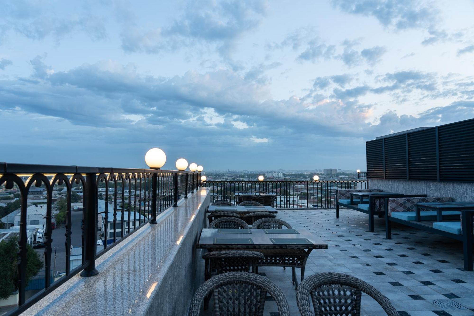 Shamsan Airport Hotel Tashkent Exterior foto